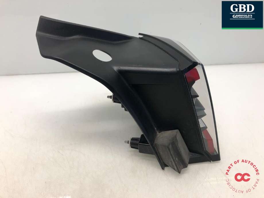 Baklykt høyre ytre til Tesla Model Y 2021-2024 (Type I) (1502087-99-D|1502087-00-D|)