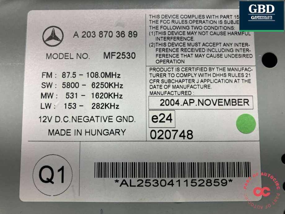 Bilstereo til Mercedes C-Klasse 2004-2007 (Fase 2) (W203) (W203) (A 203 870 36 89 |A 203 827 38 42|A 203 870 05 89 | A 203 870 50 89 ||A 203 870 45 89 | A 203 870 45 89 80)