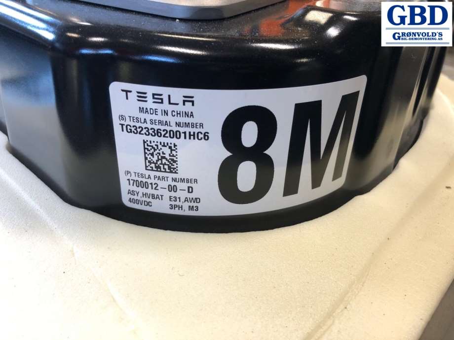 Tesla Model 3, 2024- (Fase 2) (1700012-00-D)