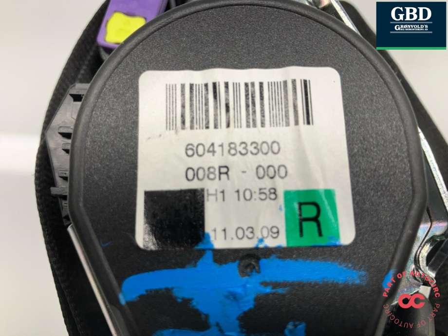 Sikkerhetsbelte foran høyre til Audi A3 2009-2012 (Type II, Fase 2) (8P4 857 706 C|8P4 857 706 J V04|8P4 857 706 C V04)