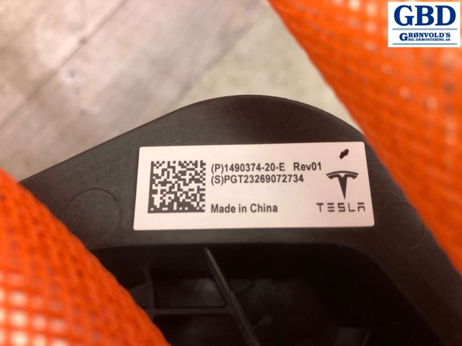 Tesla Model 3, 2024- (Fase 2) (1490374-20-E)