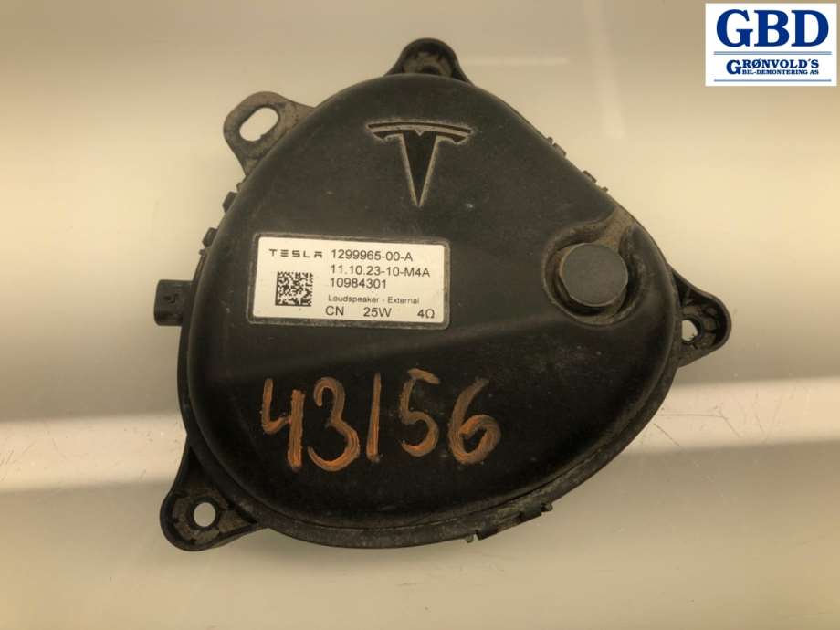 Tesla Model 3, 2024- (Fase 2)(|1299965-00-A)