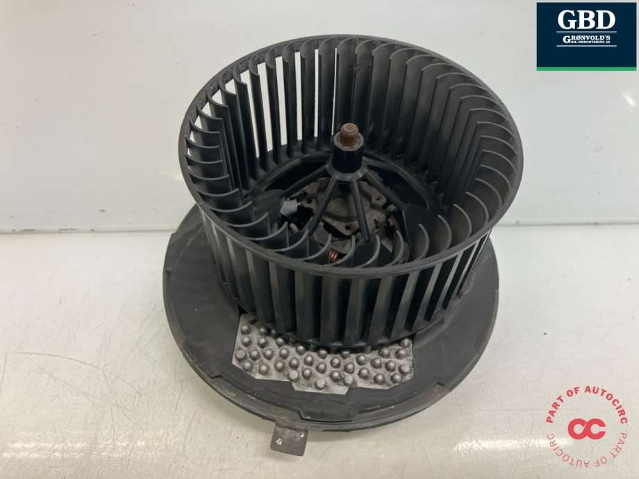VW Tiguan, 2007-2011 (Type I, Fase 1) (3C1 820 015 P|3C0 907 521 F|CZ246810-5384)