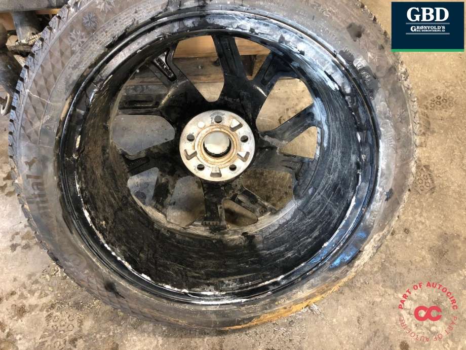 Hjulsett aluminium vinter til MG MG4 2022-->> (CONTINENTAL|CONTIVIKING CONTACT 7 PIGGFRI|235/45R18|7MM ÅR3023)