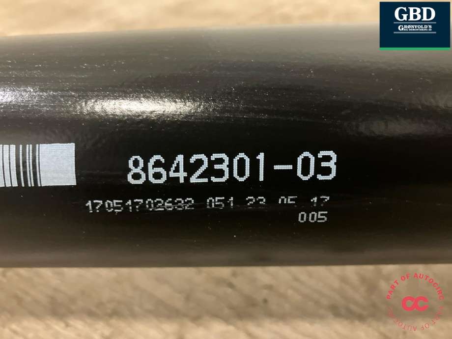 Mellomaksel til BMW 5-Serie 2017-->> (G30/G31) (G30/G31) (26 10 8 741 241|26 10 8 642 301|8642301-03)