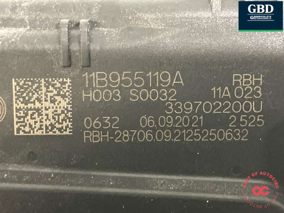 Audi Q4 e-tron, 2021- (11B 955 023 A|11B 955 119 A)