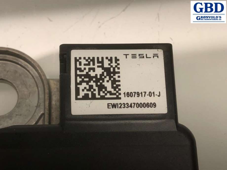 Tesla Model 3, 2024- (Fase 2) (1607917-00-M|1607917-01-J)