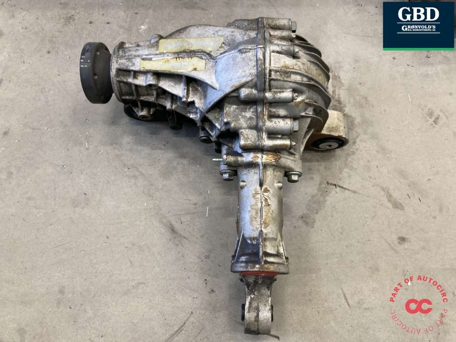 Kardang klokke foran til Mercedes GL 2006-2012 (X164) (X164) (A 164 330 21 02|A 164 330 21 02 80|)
