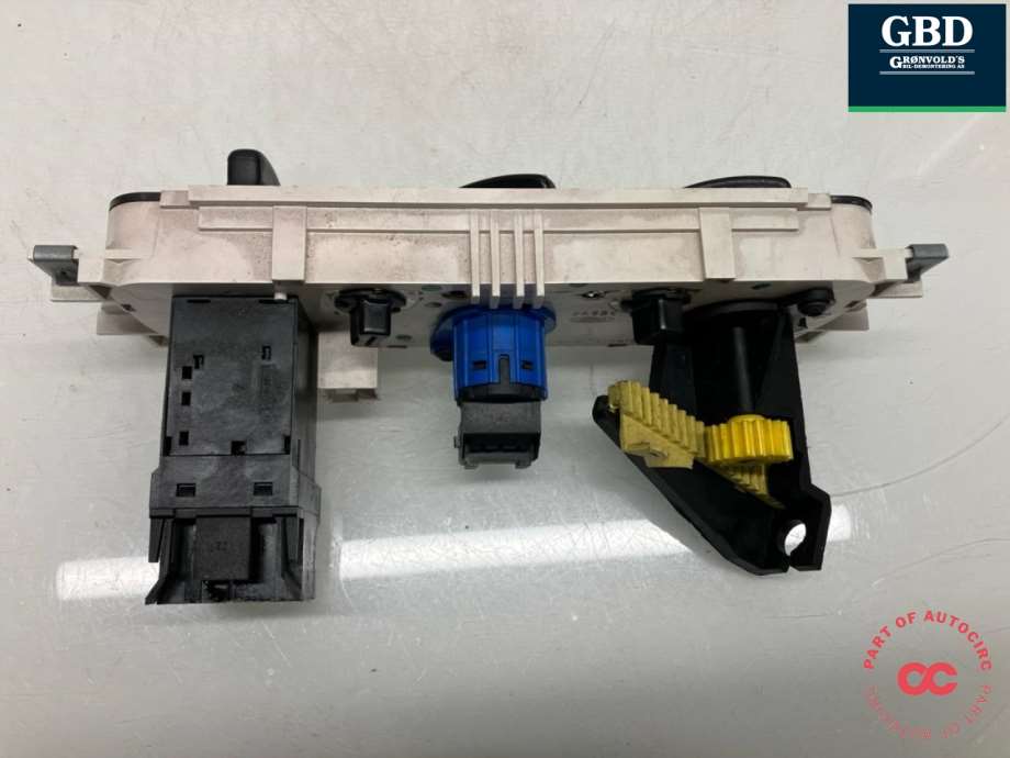 Ford Transit, 2006-2013 (4738853|YC1H-19980-AH)