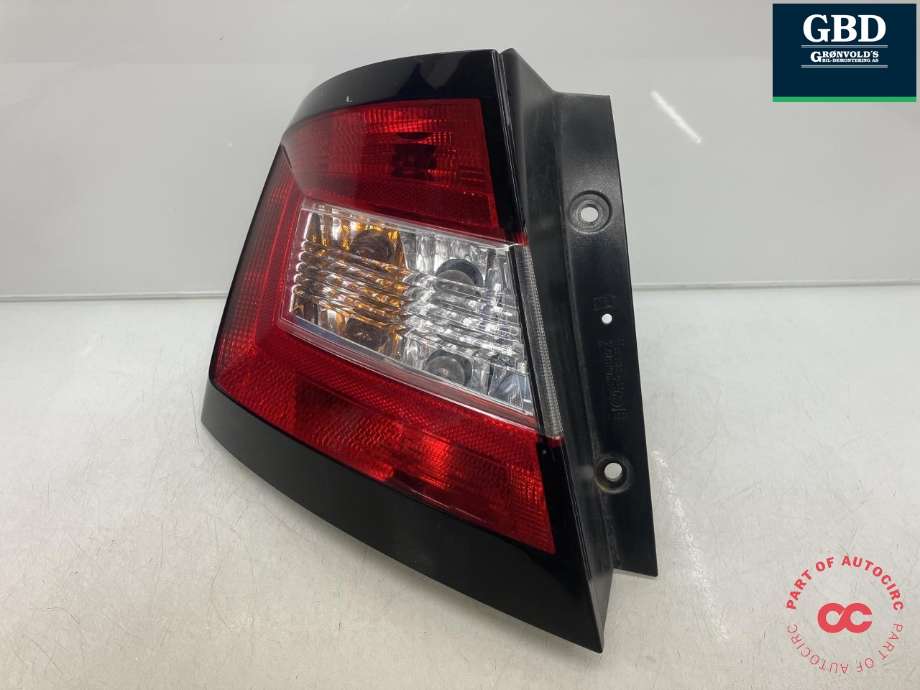 Baklykt venstre til Škoda Fabia 2014-2021 (Type III)  (6V6 945 111|6V6945095|62421901)
