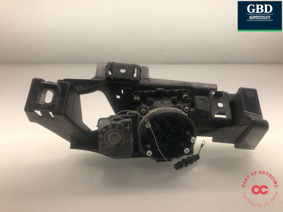 Batterilader inntak/luke til Mercedes E-Klasse 2016-2023 (W213) (W213) (A 213 540 38 49|A 213 540 50 05|)