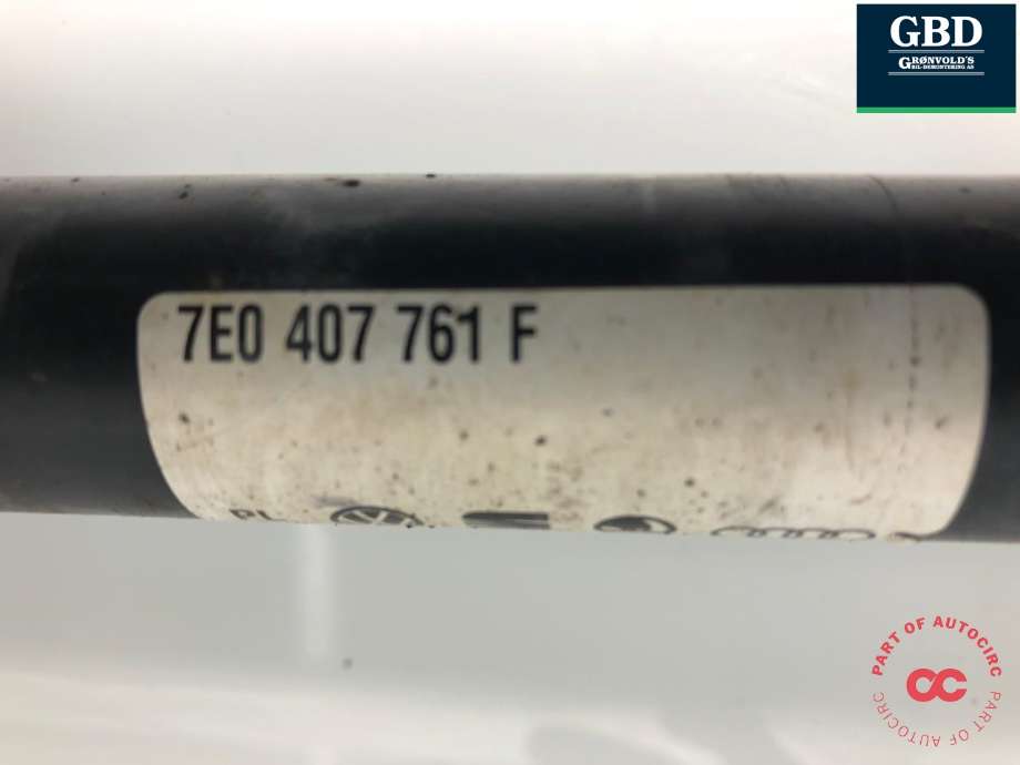 Drivaksel høyre foran, diesel/manuell til VW Transporter / Caravelle 2015-2019 (T6) (T6) (7E0 407 761 F|7E0 407 454 LX|)