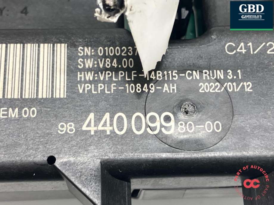 Instrumentpanel til Citroën ë-C4 2020-->>  (98 440 099 80|)
