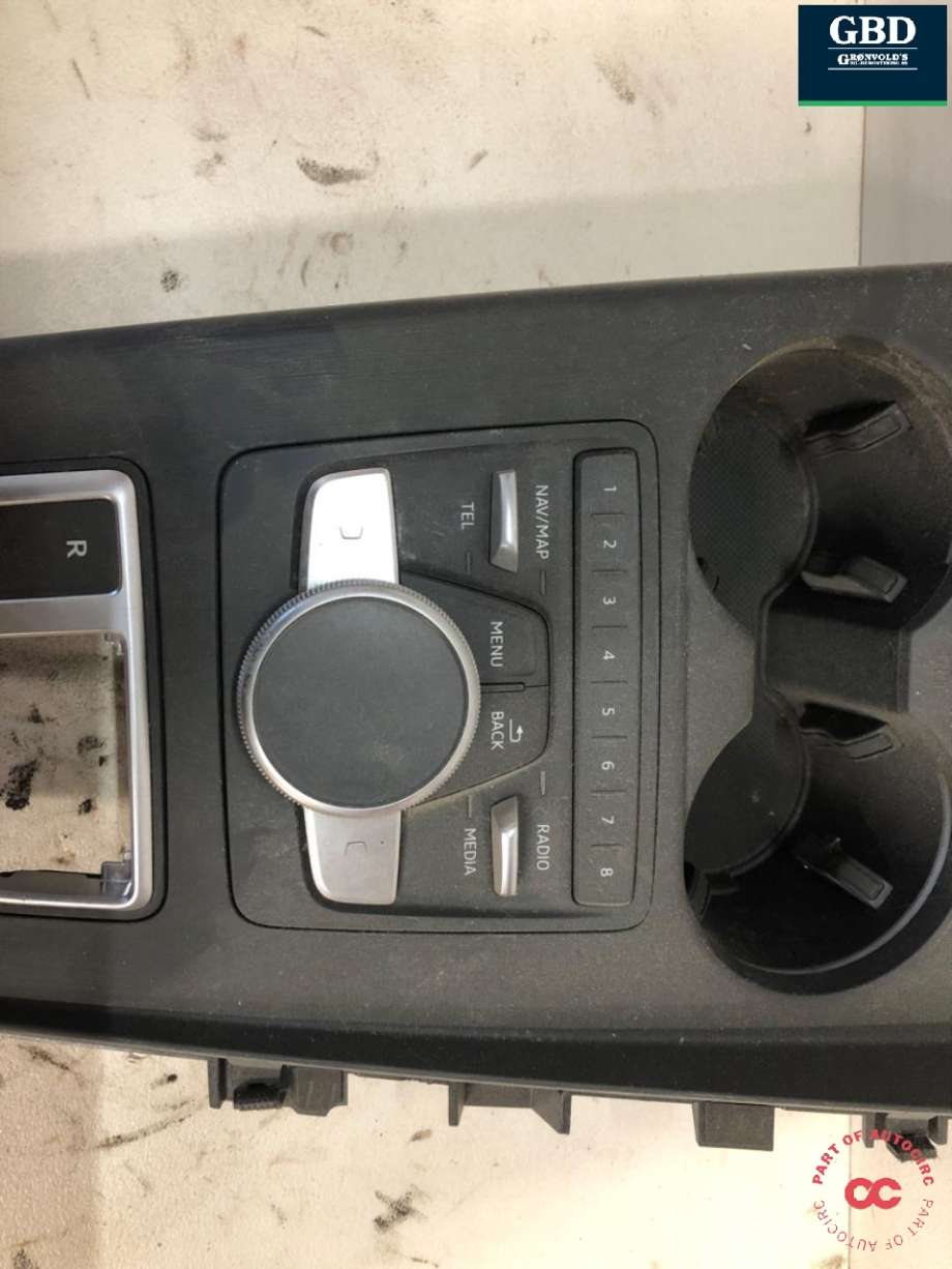 Bilstereo betjeningspanel til Audi A4 2015-2019 (Type V, Fase 1) (B9) (B9) (8W0 919 614 P|)