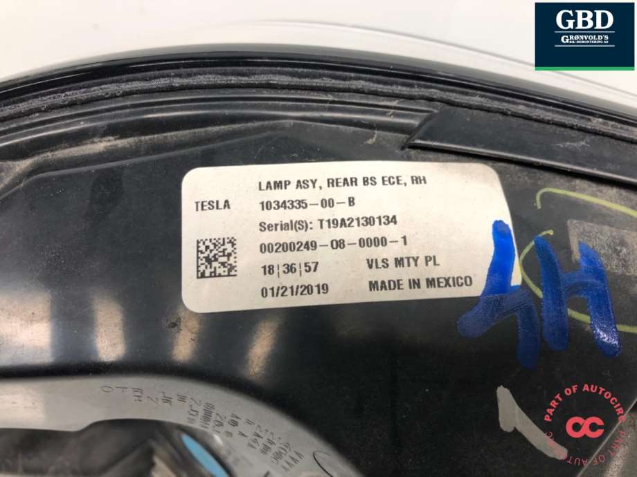 Tesla Model X, 2016- (1034335-00-B)