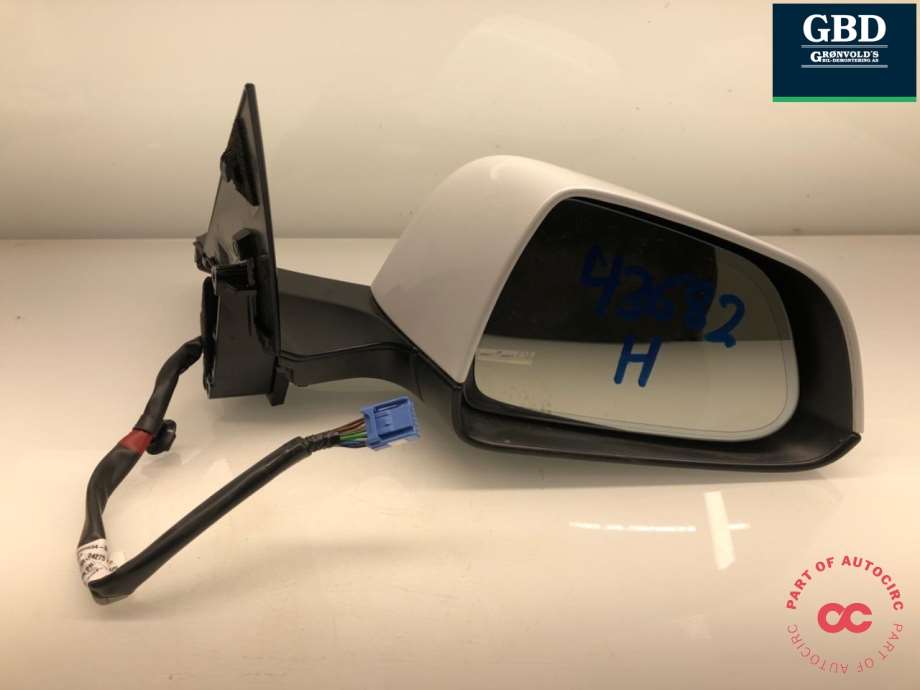 Tesla Model 3, 2024- (Fase 2) (1592034-00-D|1592034-00-C | 1592034-10-D | 1592034-10-E)