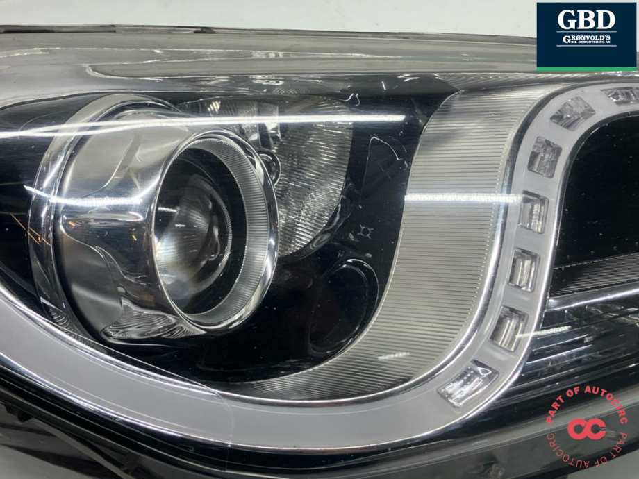 Hyundai i40, 2012-2017 (92102 3Z031)