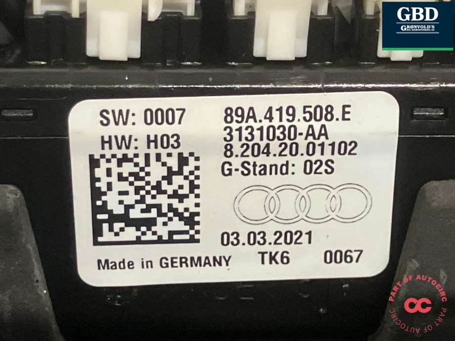 Audi Q4 e-tron, 2021- (89A 419 091 Q|89A 419 091 AR JQP)