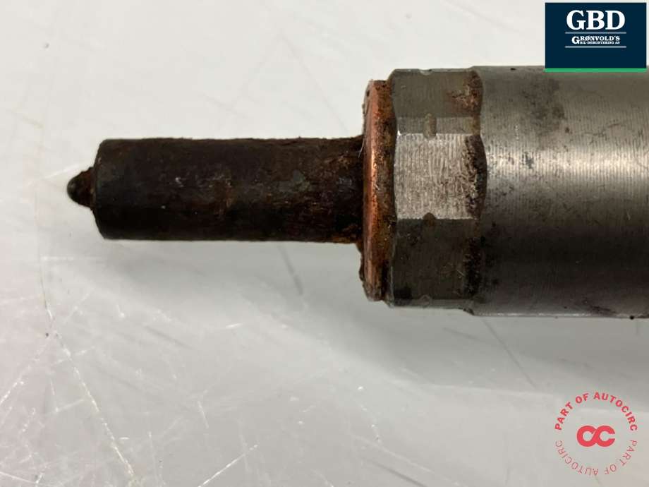 Dyse innsprøyting diesel til Mercedes Vito 2014-->> (W447) (W447) (A 654 070 01 87|A 654 070 01 87 80|2207406416)