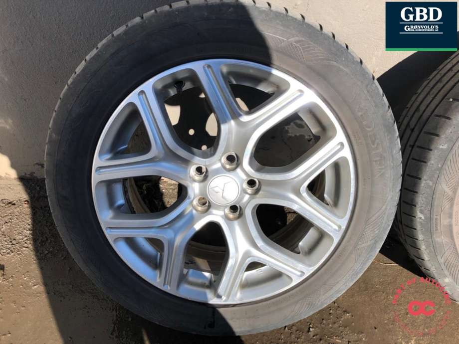Hjulsett aluminium sommer til Mitsubishi Outlander 2012-2015 (Type III, Fase 1)  (225/55R18 18X7J ET38|VREDENSTEIN ULTRAC SATIN|ÅR0322 4|3MM)