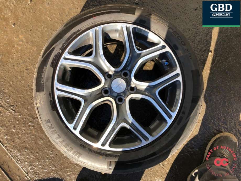 Hjulsett aluminium sommer til Mitsubishi Outlander 2015-->> (Type III, Fase 2)  (215/55R18 18X7J ET38|WESTLAKE ZUPERECO|ÅR0322 4|5MM)