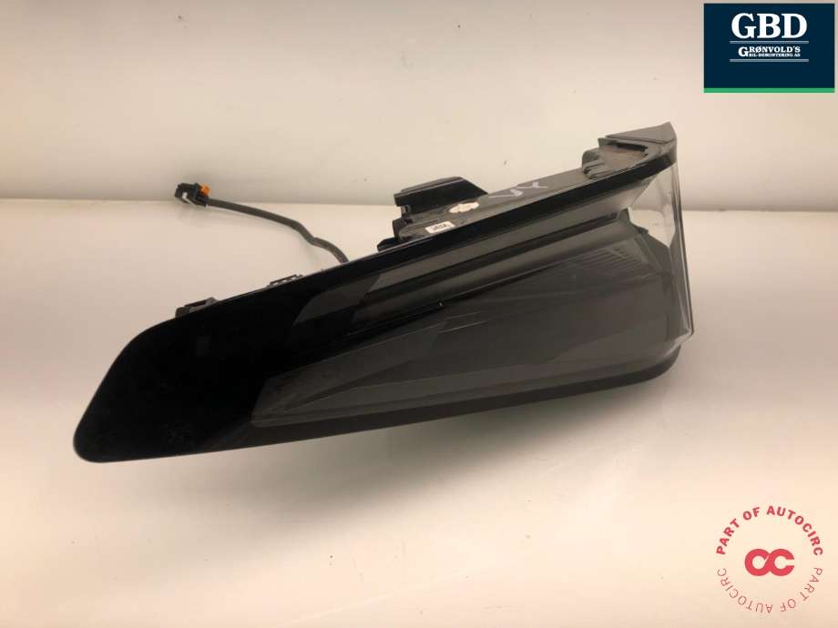 Baklykt venstre ytre til Peugeot e-3008 2023-->>  (9842102580|)