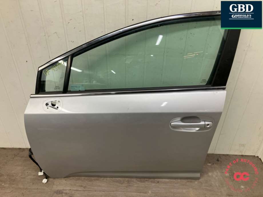 Toyota Avensis, 2009-2015 (Type III, Fase 1)