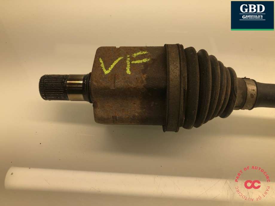 Drivaksel venstre foran, diesel/automat til VW Transporter / Caravelle 2015-2019 (T6) (T6) (7LA 407 271 E|7E0 407 271 AB|7E0 407 451 NX)
