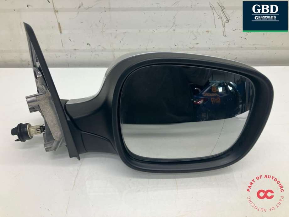 BMW X1, 2009-2015 (E84)(|51 16 2 993 766)