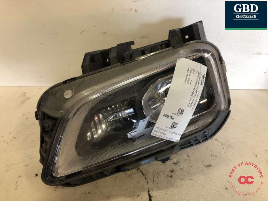 Frontlykt venstre xenon til Mercedes B-Klasse 2011-2018 (W246) (W246) (A 246 820 01 39|A2468207161|)