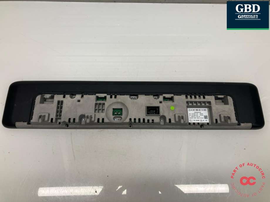 Instrumentpanel til Mercedes EQC 2019-->> (A 247 900 15 17|A 247 900 82 11|)