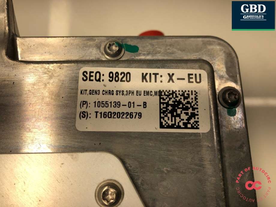 Tesla Model X, 2016- (1035647-01-B|1035647-01-C | 1035647-01-E)