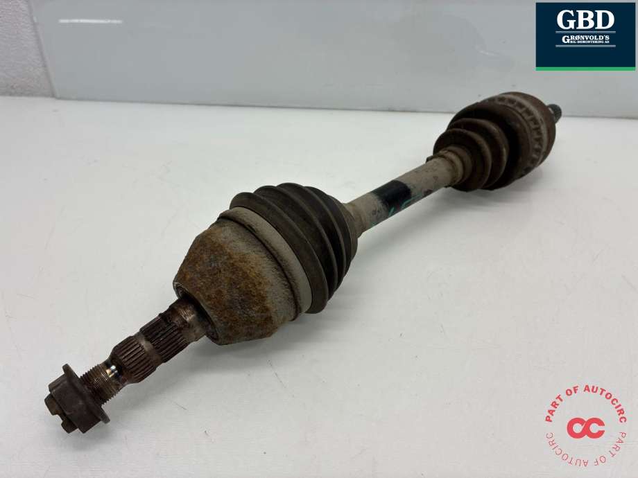 Drivaksel venstre foran, bensin/manuell til Opel Astra H 2004-2009  (13136382|93169678|)