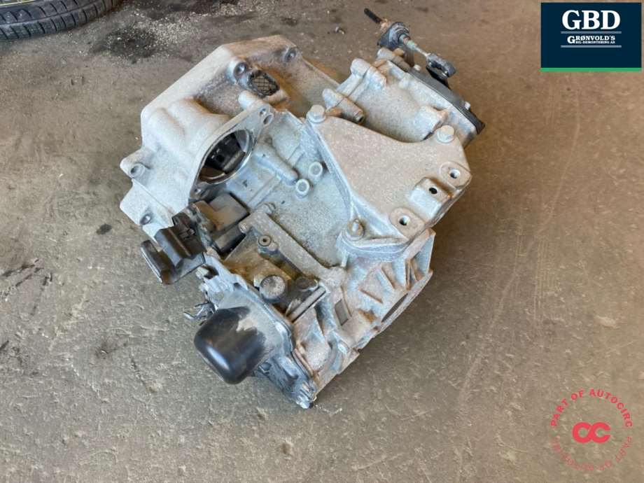 VW Golf VI, 2008-2012 (NQK|0AM 300 060 D  01Y)