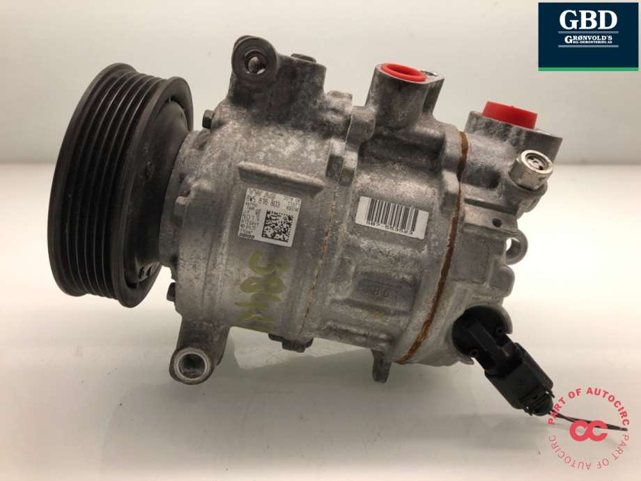 Audi A4, 2015-2019 (Type V, Fase 1) (B9)(|4M0 816 803)