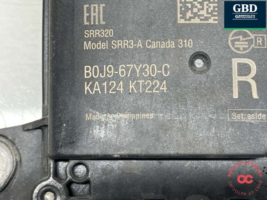 Mazda CX-30, 2020- (B0J967Y30D|B0J9-67Y30-C)