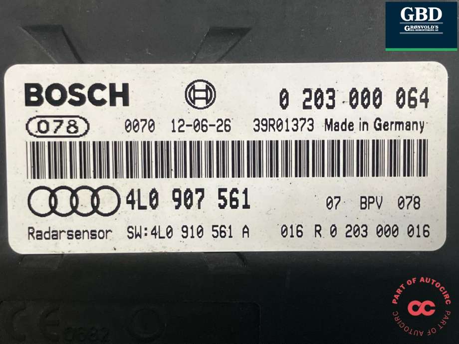 Sensor radar til Audi Q7 2010-2015 (Type I, Fase 2) (BOSCH|4L0 910 561 A|0 203 000 064|)