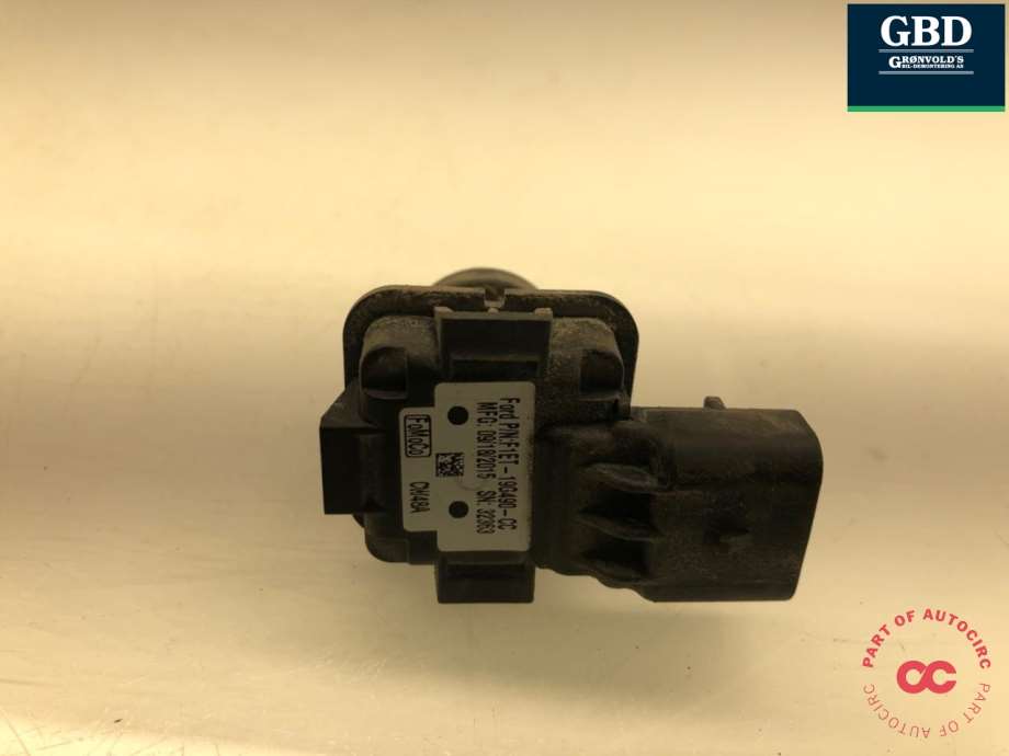 Ford Focus, 2014-2018 (Type III, Fase 2) (1873025|F1ET-19G490-CC)