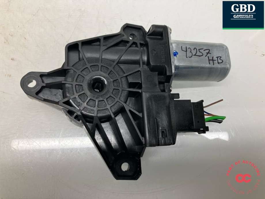 Ruteheis, kun motor, høyre bak til Mercedes E-Klasse 2016-2023 (W213) (W213) (A 213 906 06 02 28|A2139060602|A 213 906 06 02)