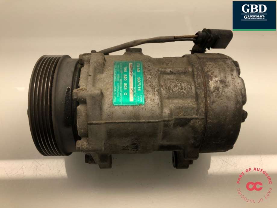 VW Transporter / Caravelle, 2003-2009 (T5, Fase 1)(|7H0 820 803 F)