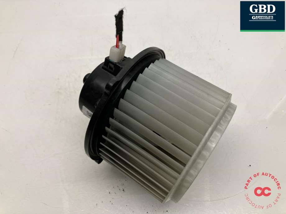 Maxus e-Deliver 3, 2020- (YD30024)