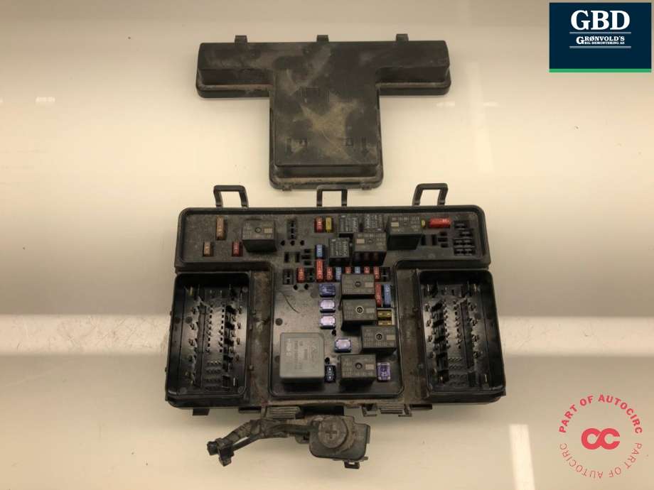 Sikringsboks motorrom til Ford Edge, 2016-2019  (2143626)
