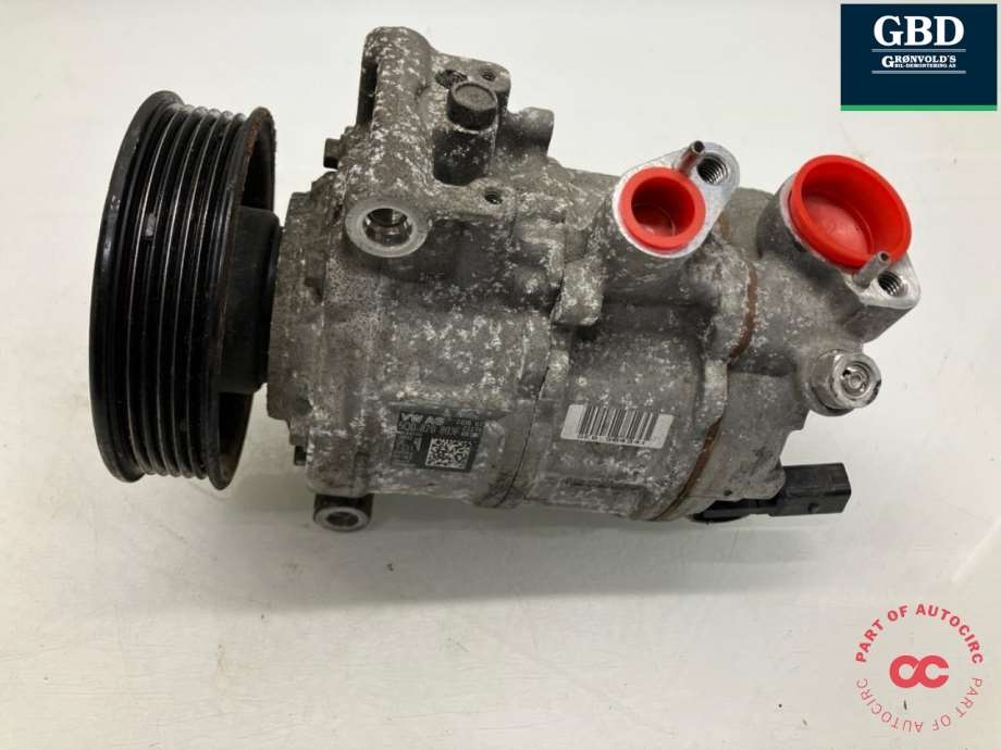 VW Passat, 2015-2019 (B8, Fase 1)(|5Q0 820 803 K)