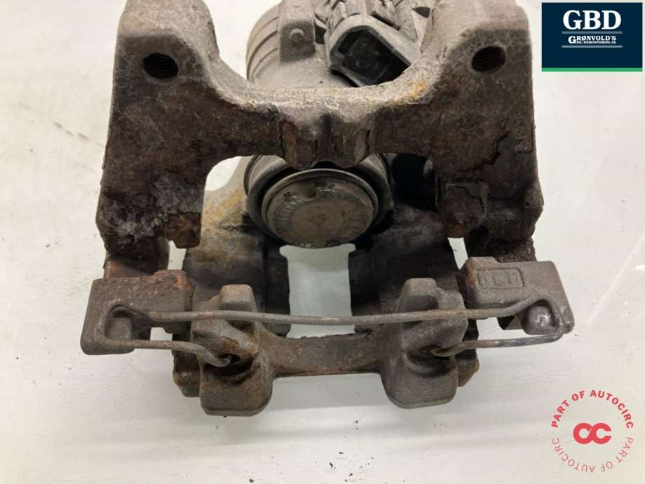 VW Passat, 2015-2019 (B8, Fase 1) (3Q0 615 424)