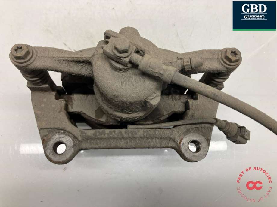 VW Passat, 2015-2019 (B8, Fase 1) (8V0 615 124 D)