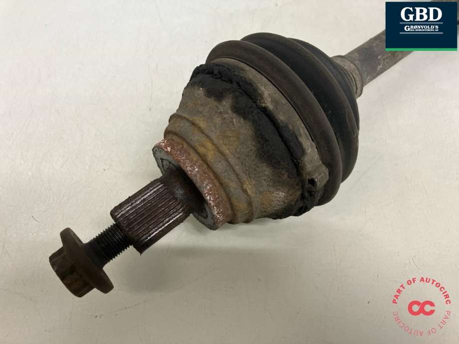 Drivaksel venstre foran, diesel/automat til VW Tiguan 2007-2011 (Type I, Fase 1) (3Q0 407 271 CF|5N0 407 763 F|5N0 407 763 FX)