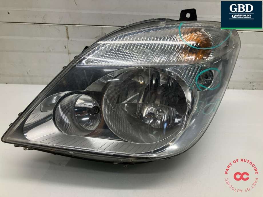 Frontlykt venstre halogen til Mercedes Sprinter, 2013-2018 (Fase 2) (906) (906) (A 906 820 01 61)