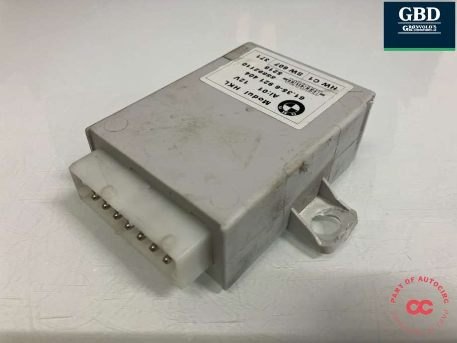 BMW 7-Serie, 2000-2008 (E65/E66/E67/E68)(HELBAKO|6 921 404)