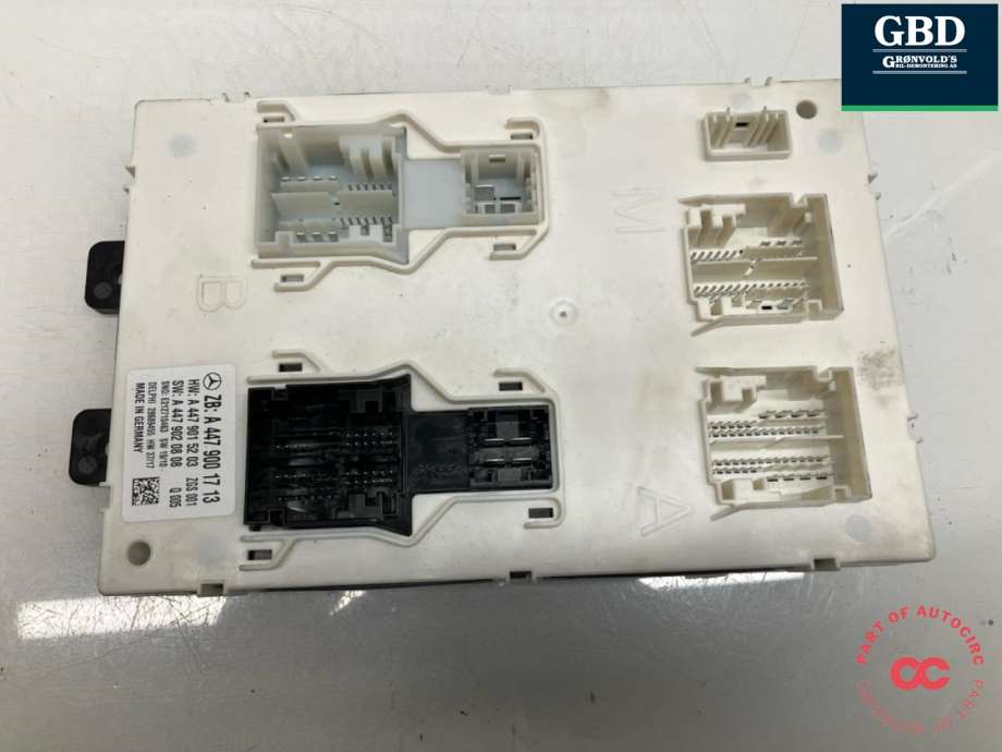 Mercedes EQV, 2020- (W447) (A 447 900 17 13)