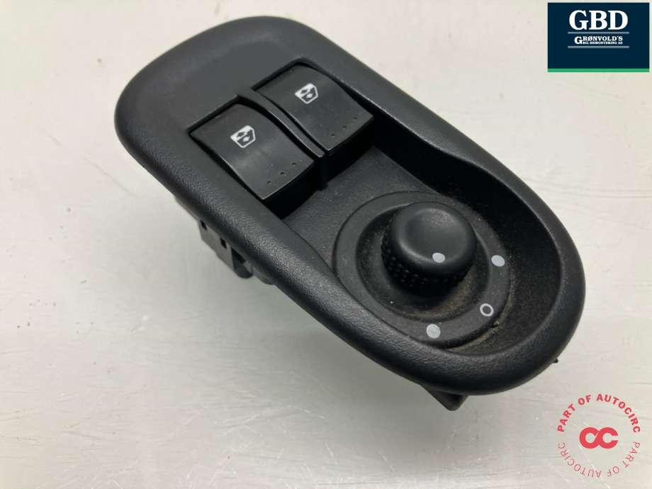 Bryter ruteheis førerdørspanel til Renault Master, 2014-->> (Type III, Fase 2) (809600027R)
